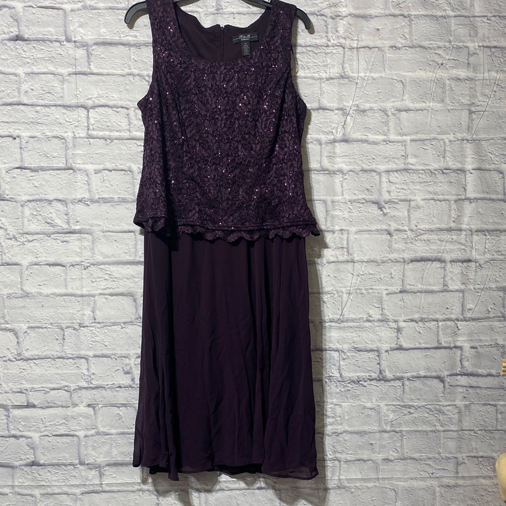 Elegant Purple Sleeveless Dress